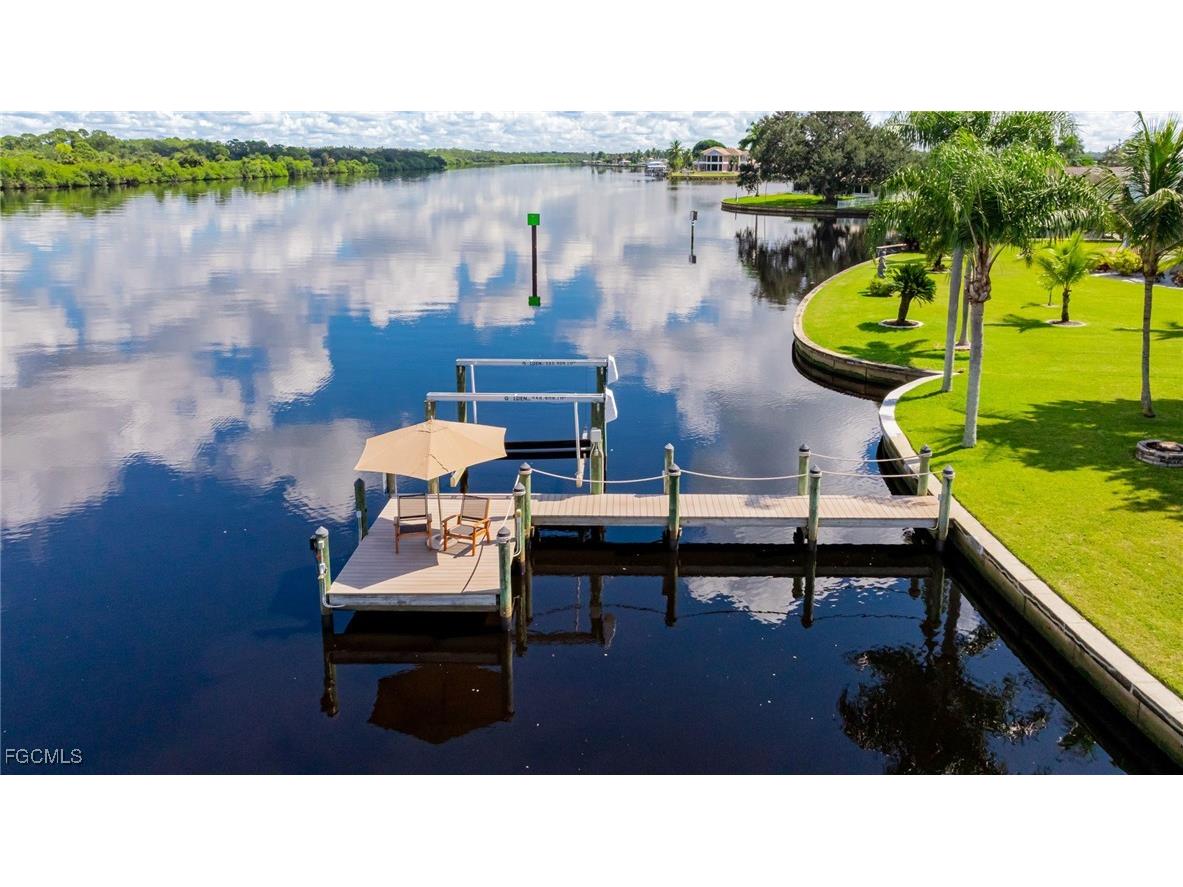 1943 Bahama Avenue Fort Myers FL 33905 224052390 image46