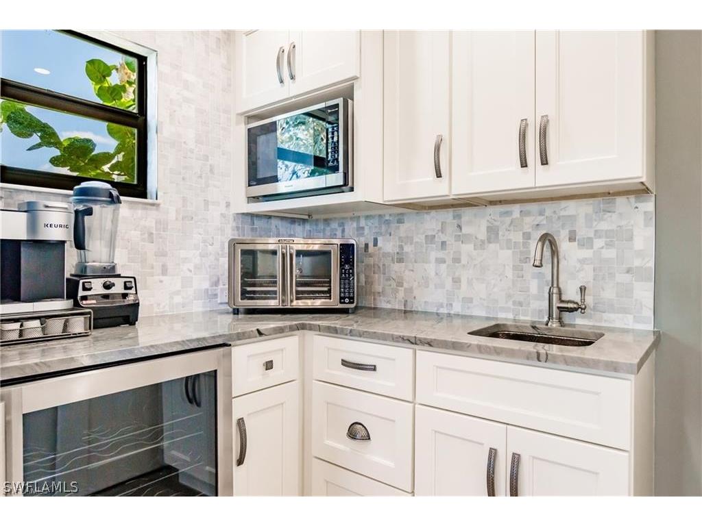 1943 Bahama Avenue Fort Myers FL 33905 224052390 image9