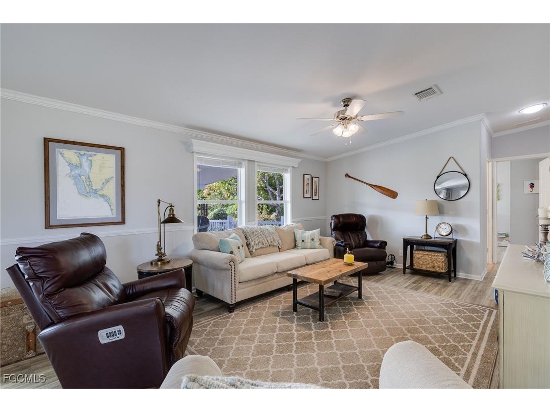 19440 Pony Lane North Fort Myers FL 33903 2025022395 image17