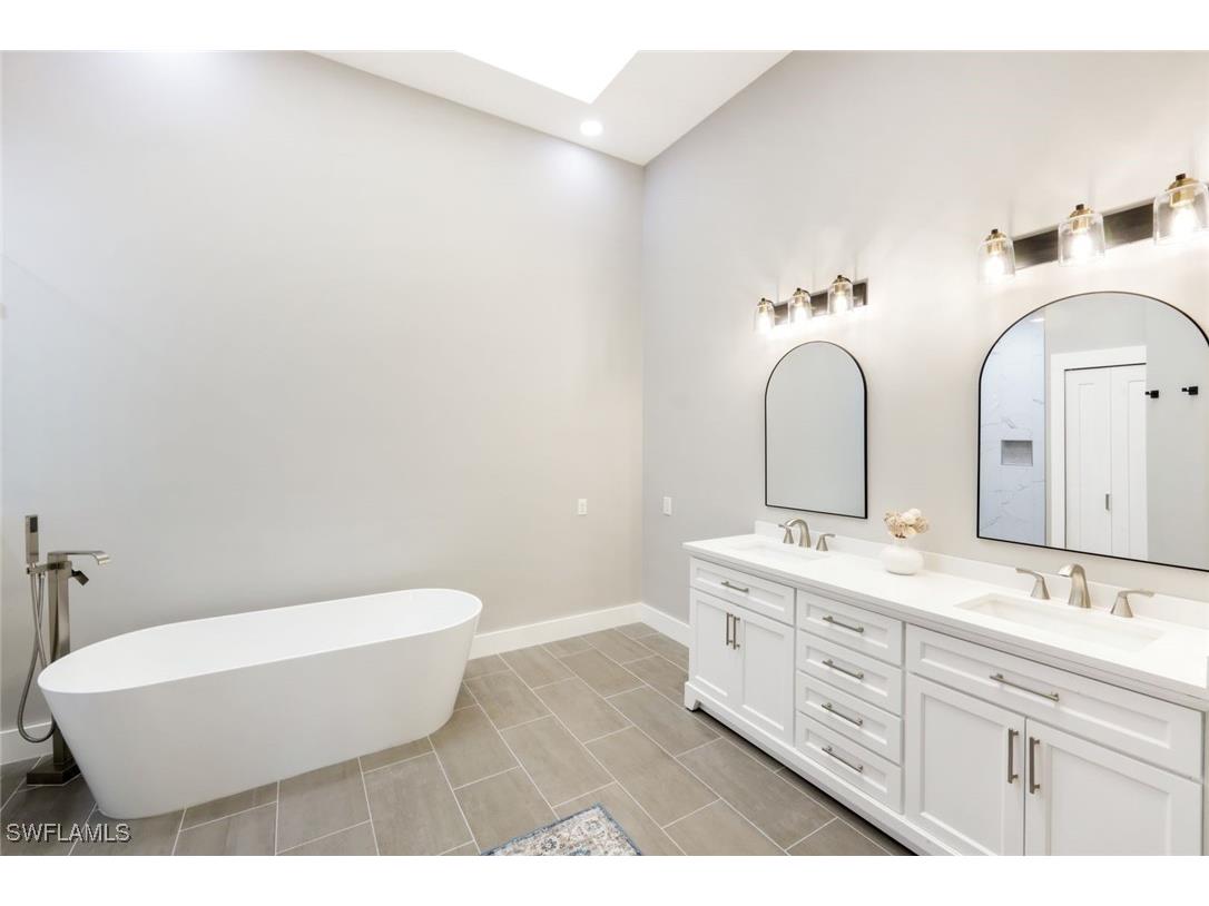 19461 Silver Oak Drive Estero FL 33967 225079099 image19