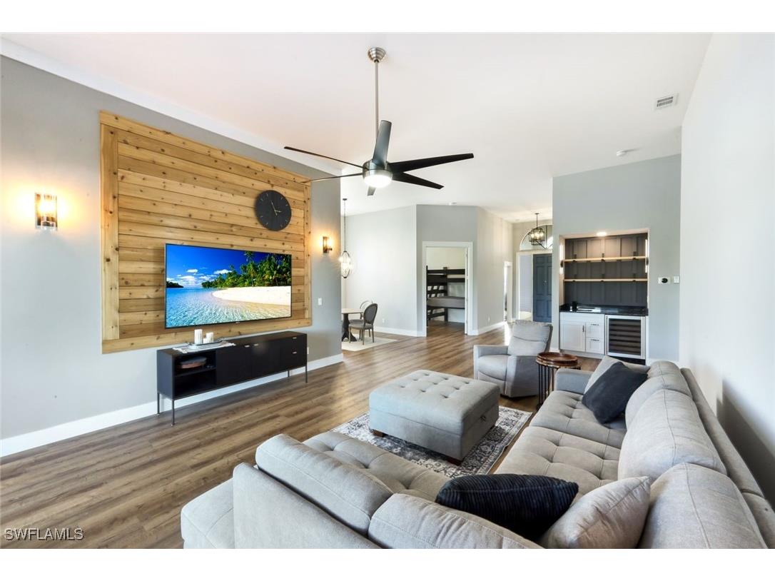 19461 Silver Oak Drive Estero FL 33967 225079099 image7