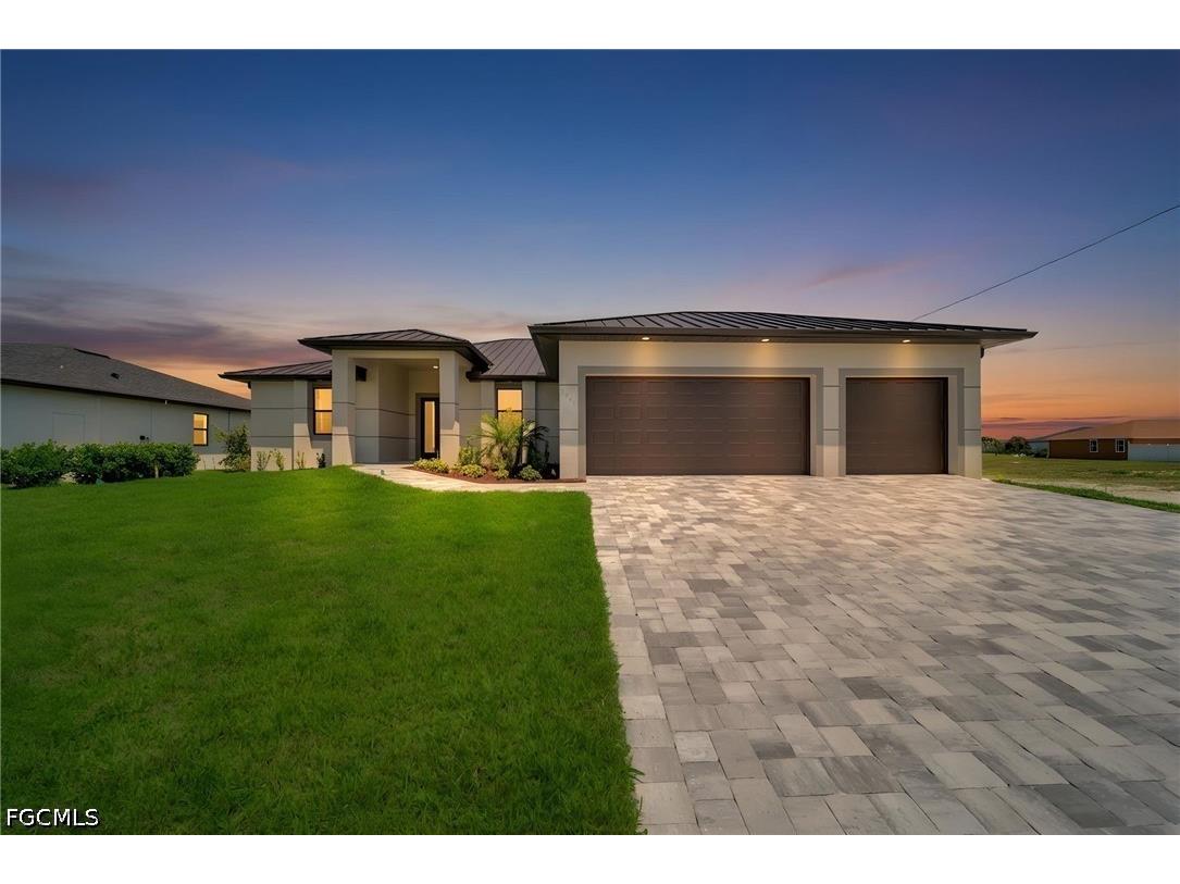 1947 NW 34th Avenue Cape Coral FL 33993 2026017945 image1