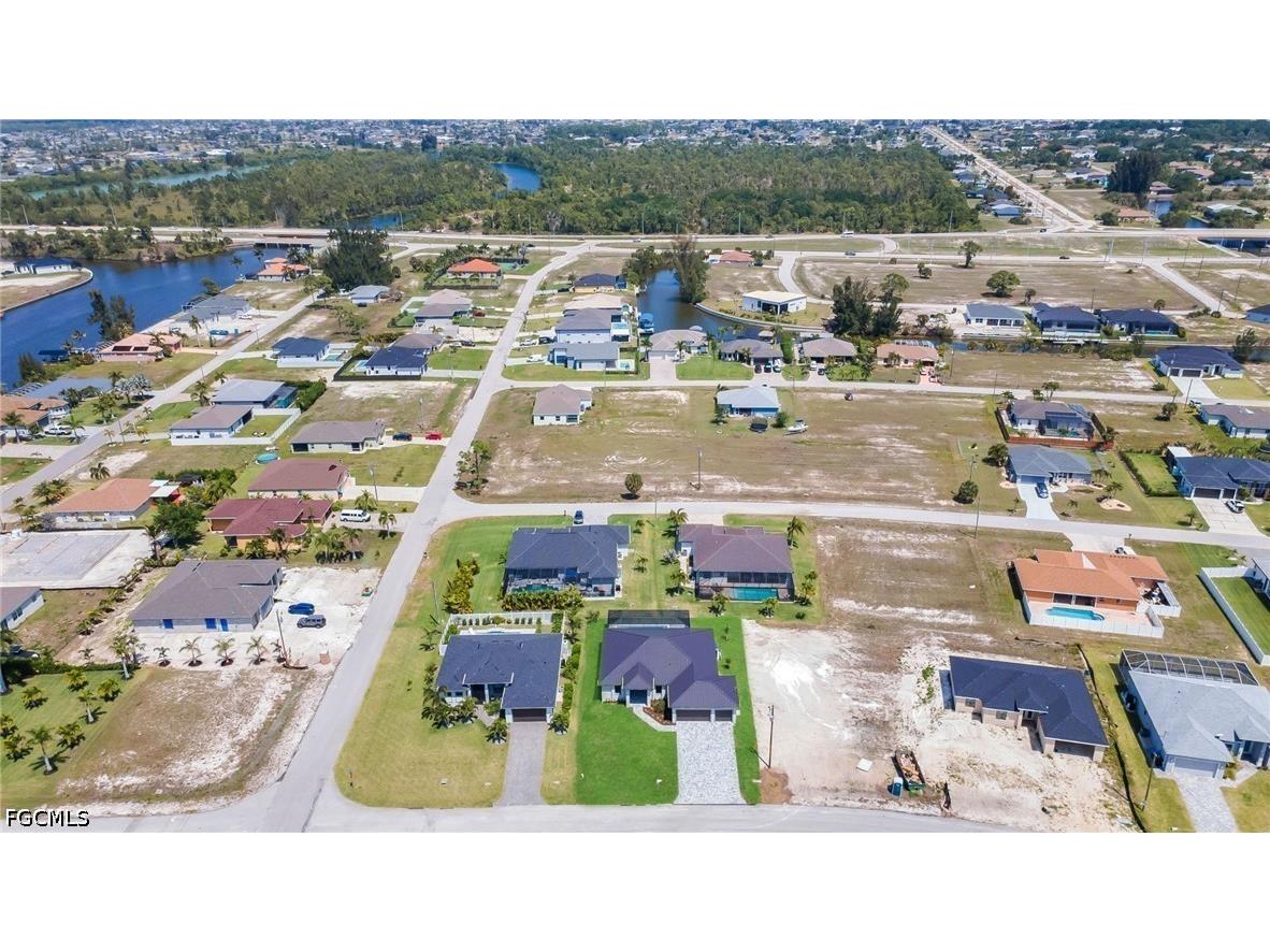1947 NW 34th Avenue Cape Coral FL 33993 2026017945 image44