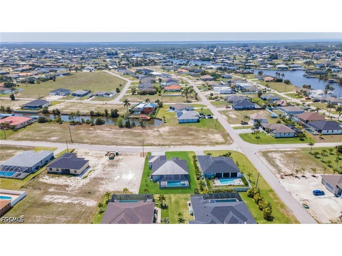 1947 NW 34th Avenue Cape Coral FL 33993 2026017945 image48