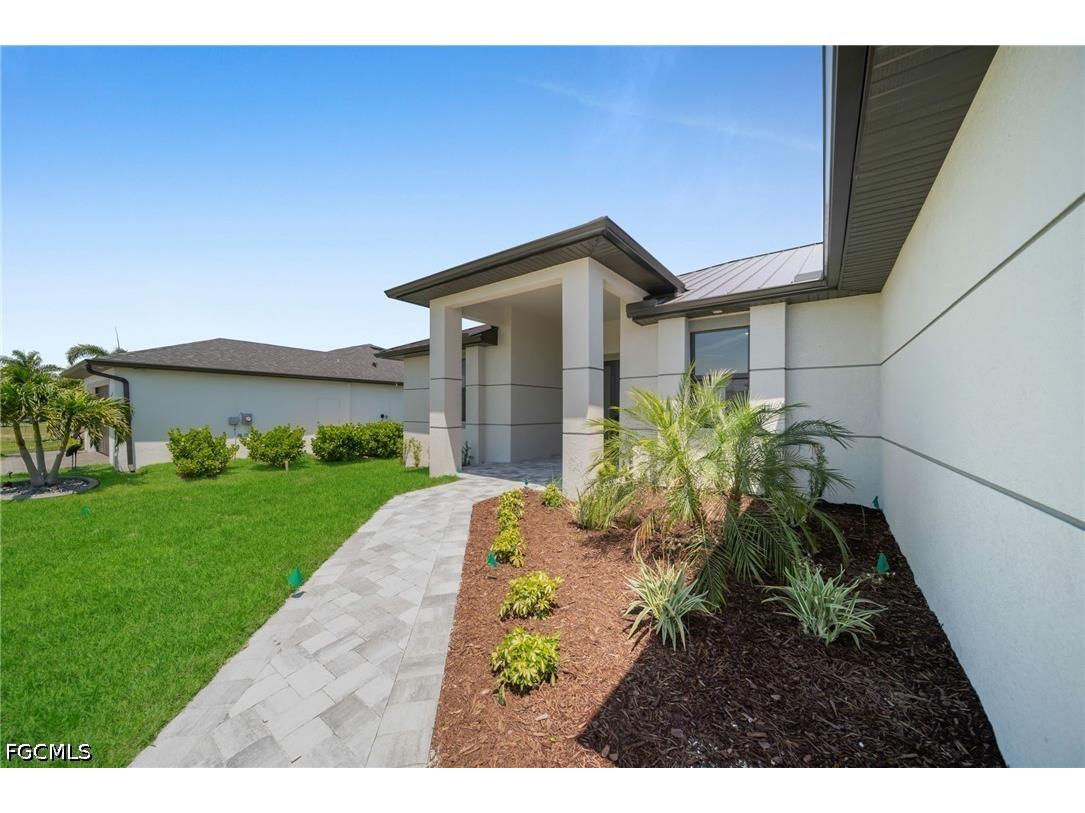 1947 NW 34th Avenue Cape Coral FL 33993 2026017945 image5