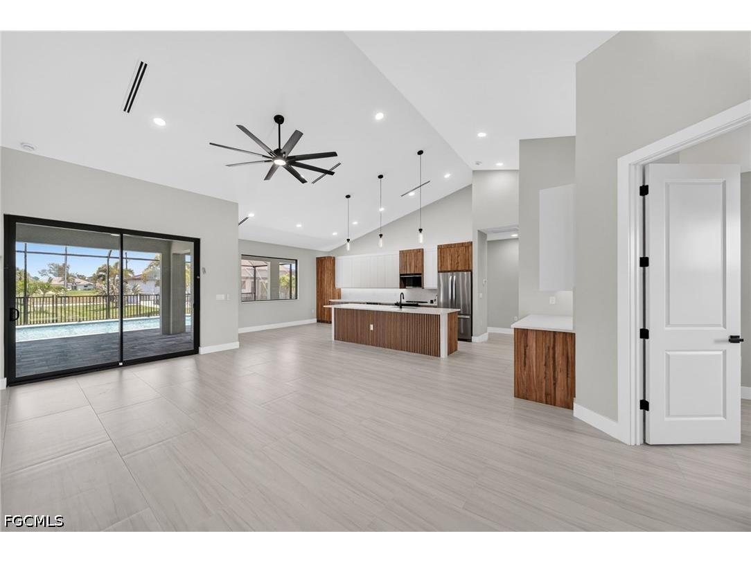 1947 NW 34th Avenue Cape Coral FL 33993 2026017945 image6