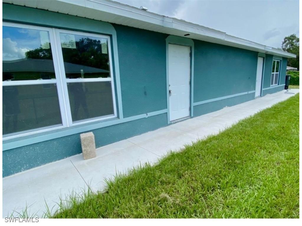 1948 Lillie Street Fort Myers FL 33916 225069660 image2