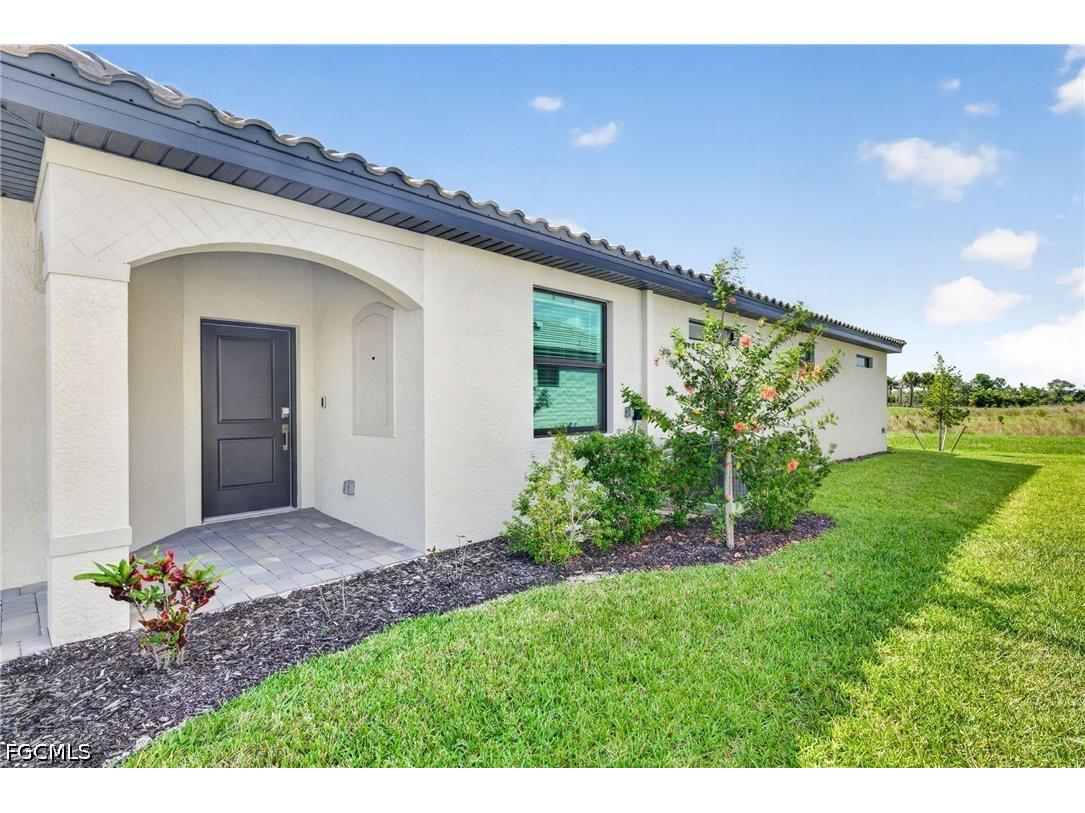 19488 Hinkley Drive Estero FL 33928 2026018487 image3
