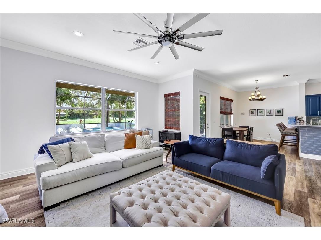 1949 Par Drive Naples FL 34120 225061353 image10