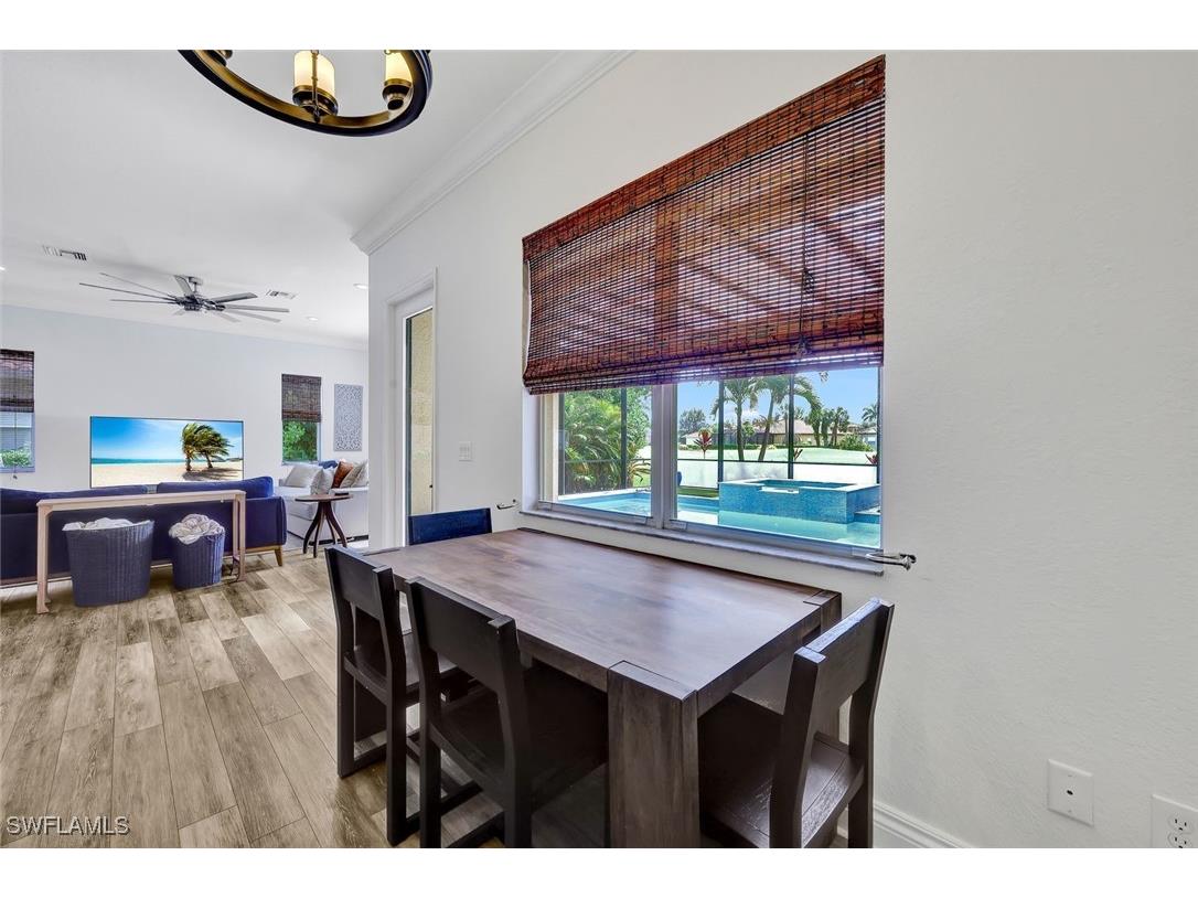 1949 Par Drive Naples FL 34120 225061353 image11