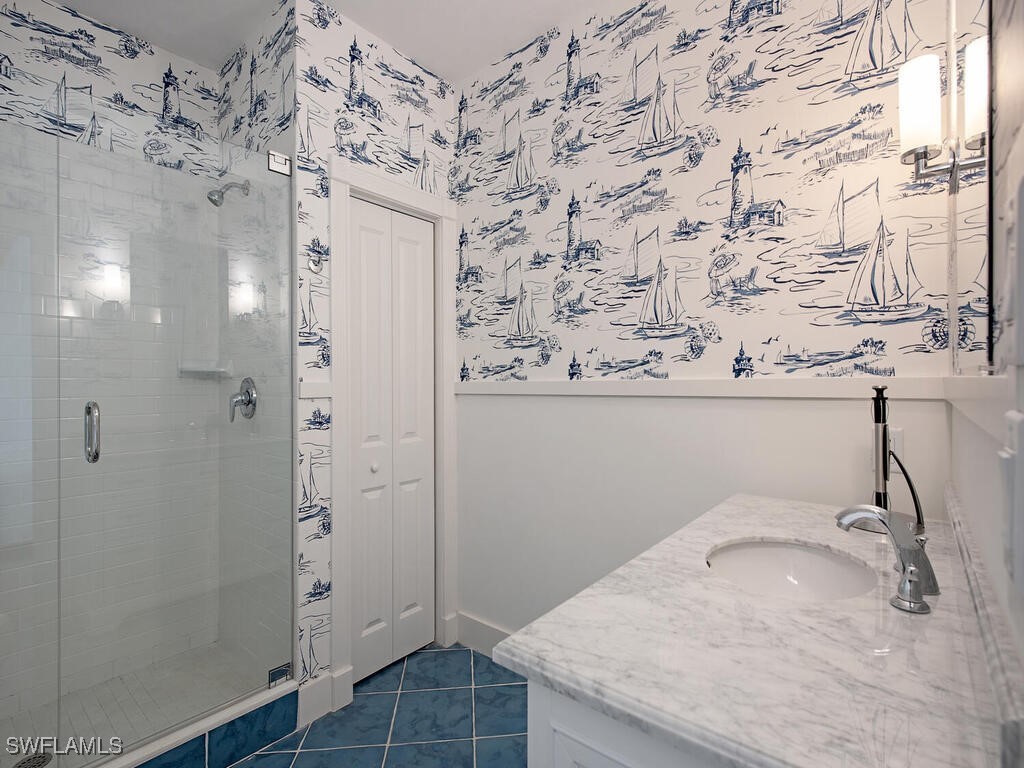 195 2nd Avenue N Naples FL 34102 225075483 image19