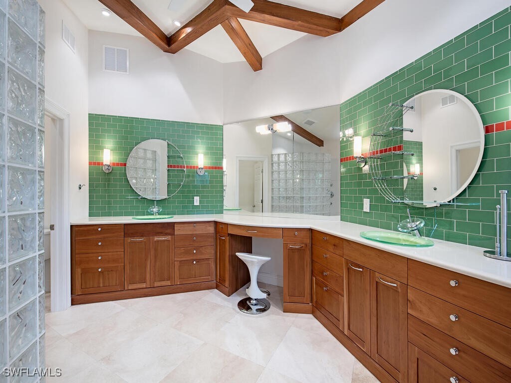 195 2nd Avenue N Naples FL 34102 225075483 image23