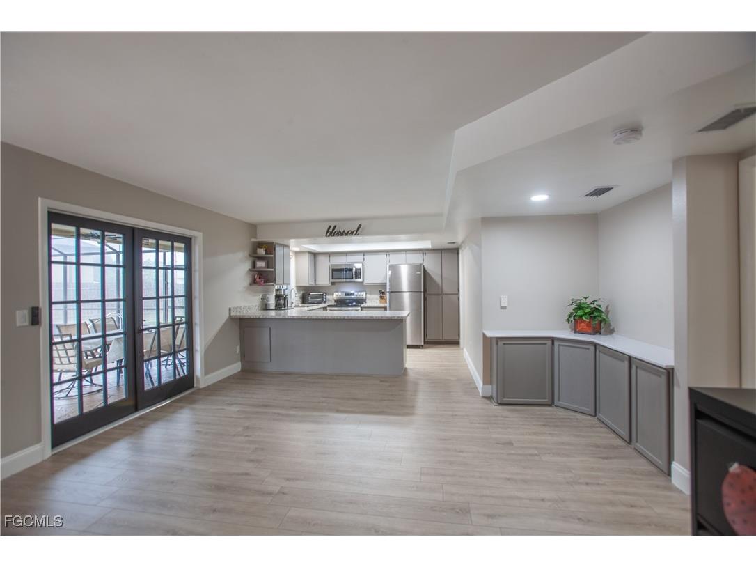 195 E Mariana Avenue North Fort Myers FL 33917 225062782 image14