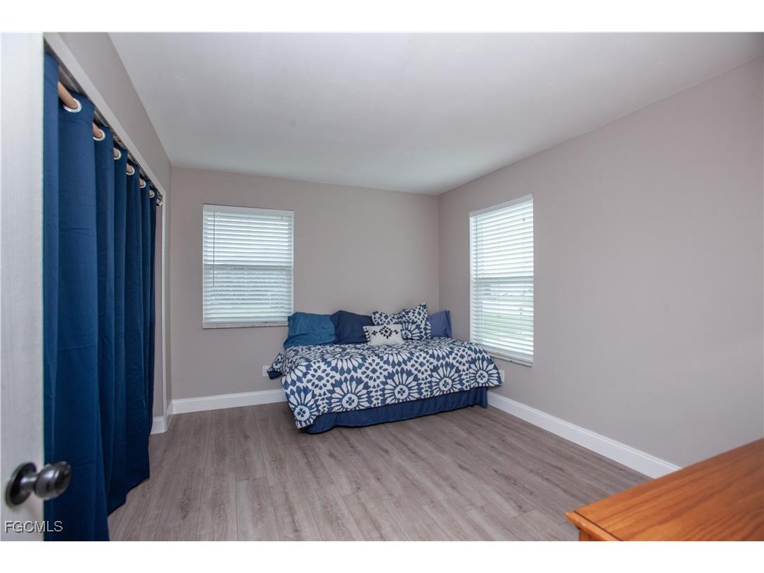 195 E Mariana Avenue North Fort Myers FL 33917 225062782 image22