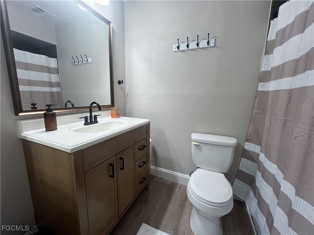 195 E Mariana Avenue North Fort Myers FL 33917 225062782 image23