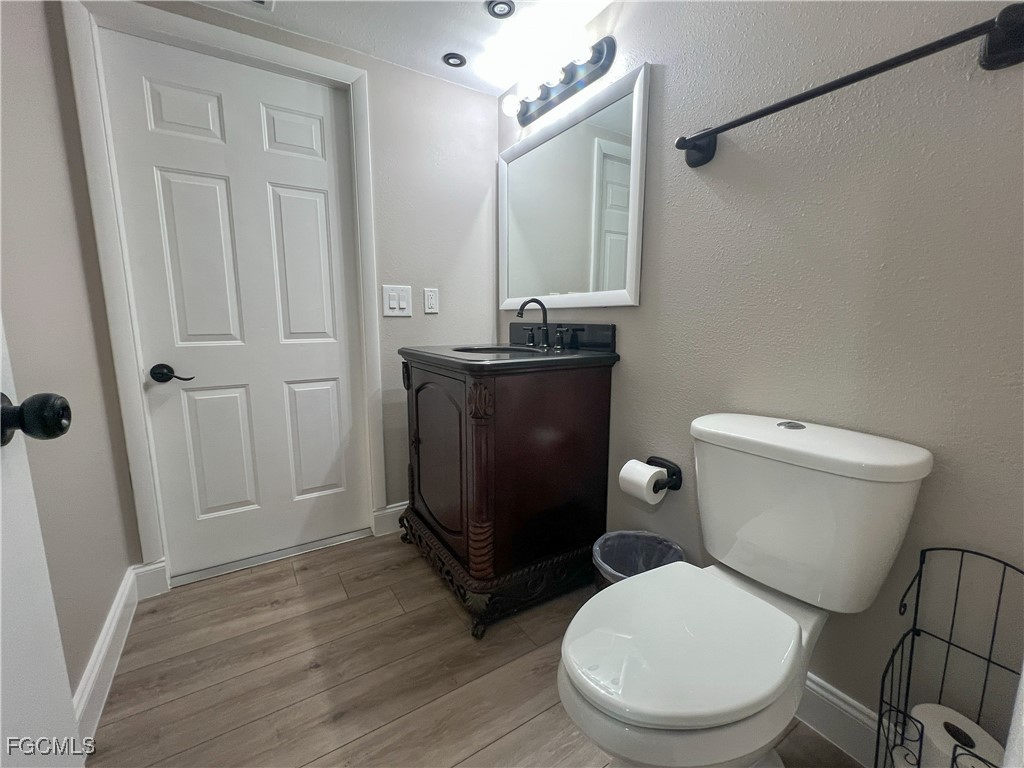 195 E Mariana Avenue North Fort Myers FL 33917 225062782 image24