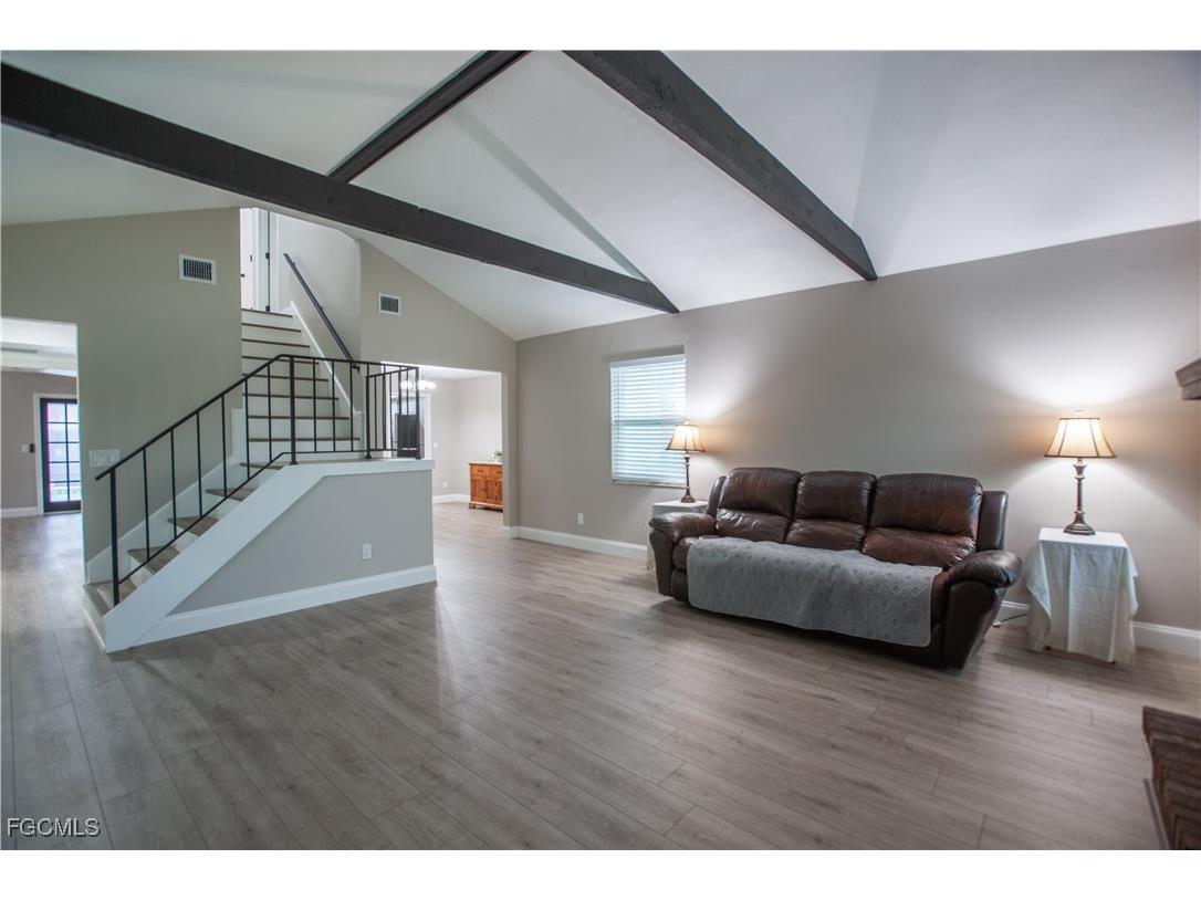 195 E Mariana Avenue North Fort Myers FL 33917 225062782 image9