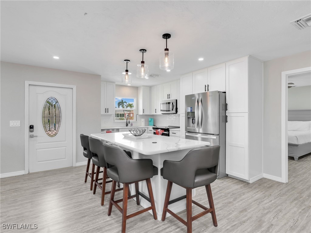 195 Hibiscus Drive Fort Myers Beach FL 33931 225069154 image4