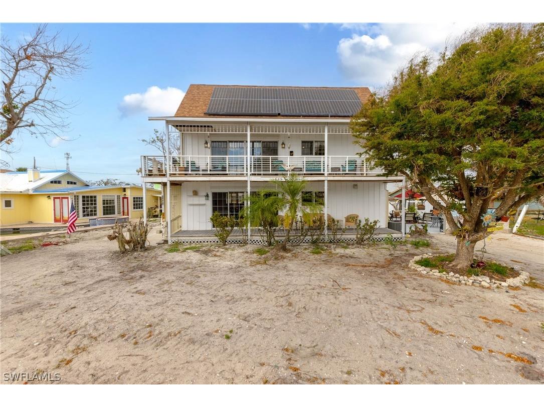 195 Jefferson Street Fort Myers Beach FL 33931 223007751 image1