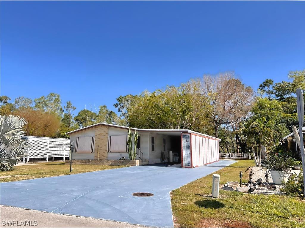 195 Ocean Reef Lane #111 Naples FL 34114 224039160 image1