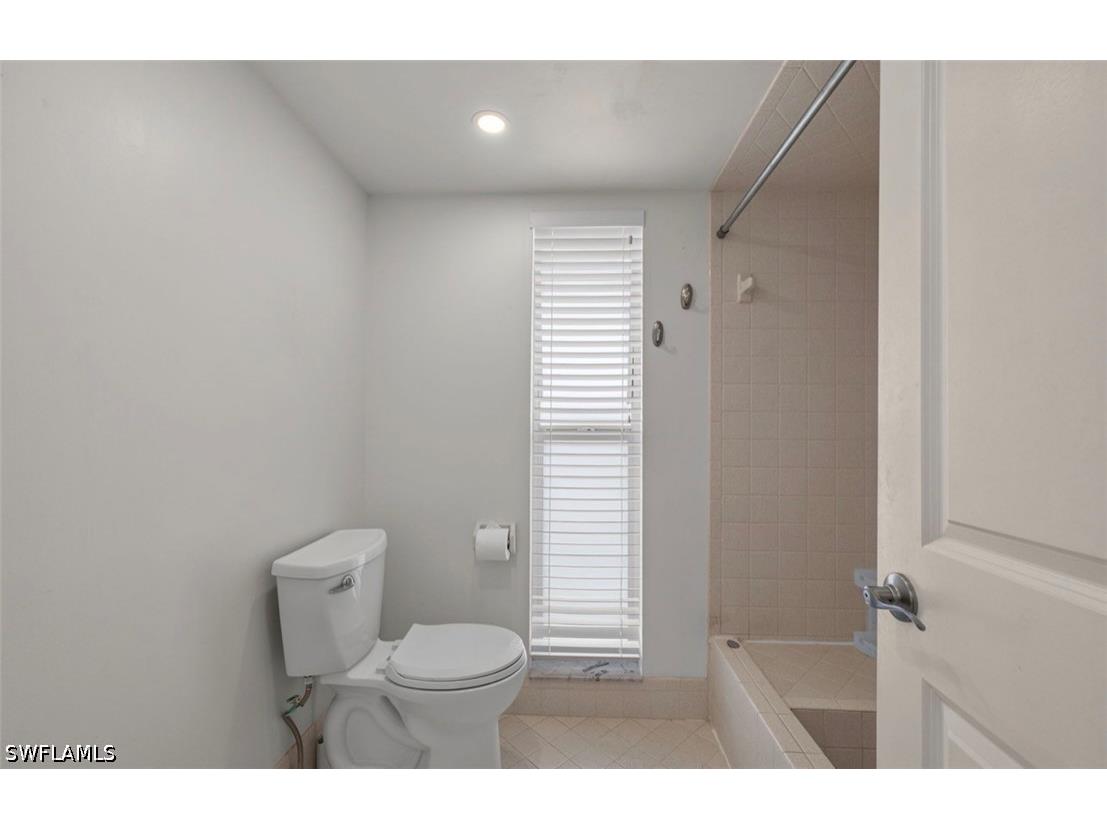 195 Peppermint Lane #2 Naples FL 34112 226026370 image15