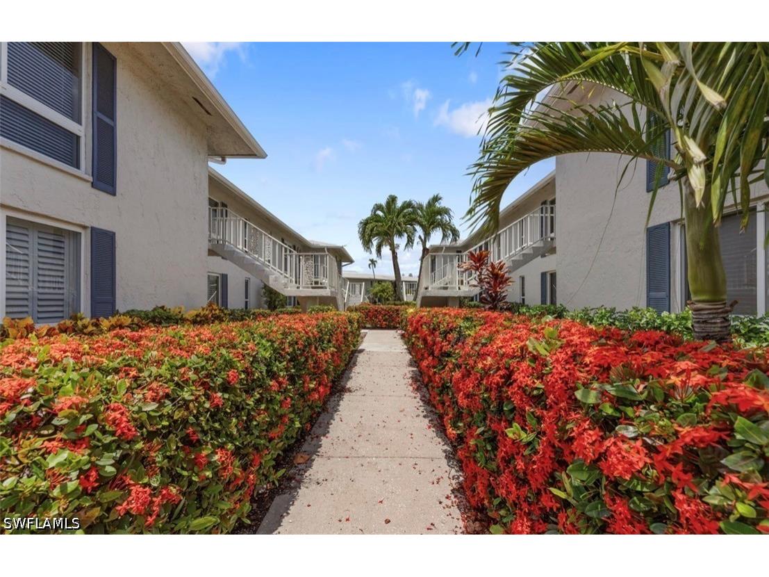 195 Peppermint Lane #2 Naples FL 34112 226026370 image24