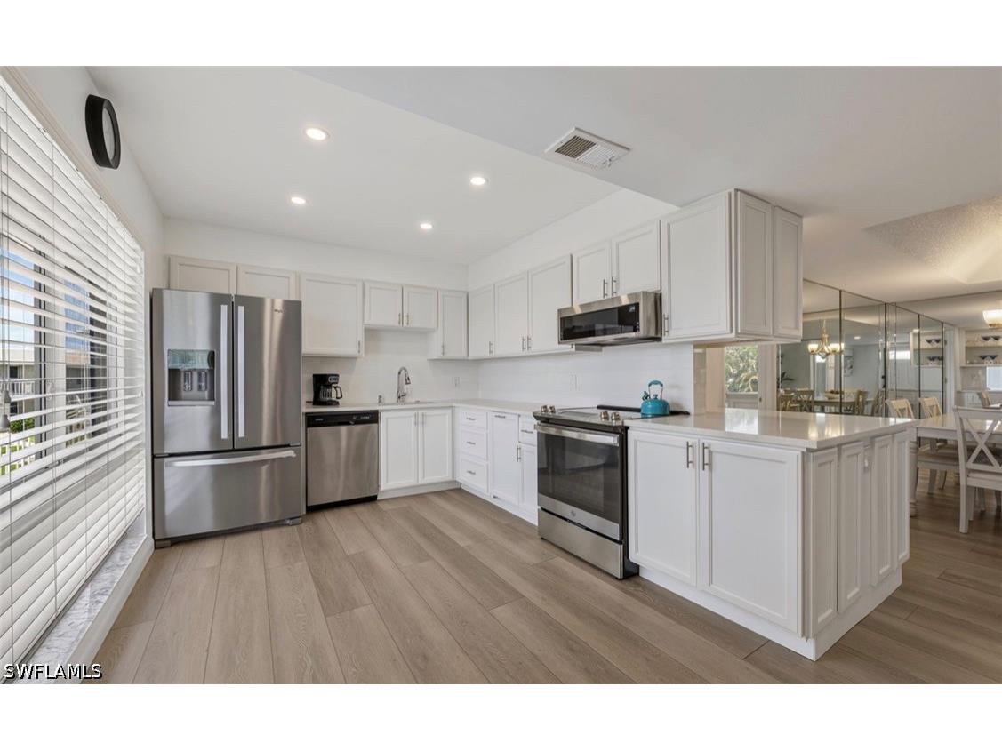 195 Peppermint Lane #2 Naples FL 34112 226026370 image3