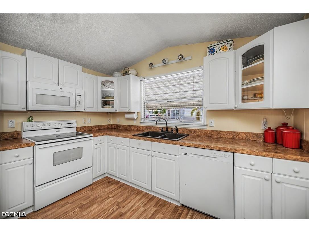 195 Ramble Drive North Fort Myers FL 33903 2026020941 image11