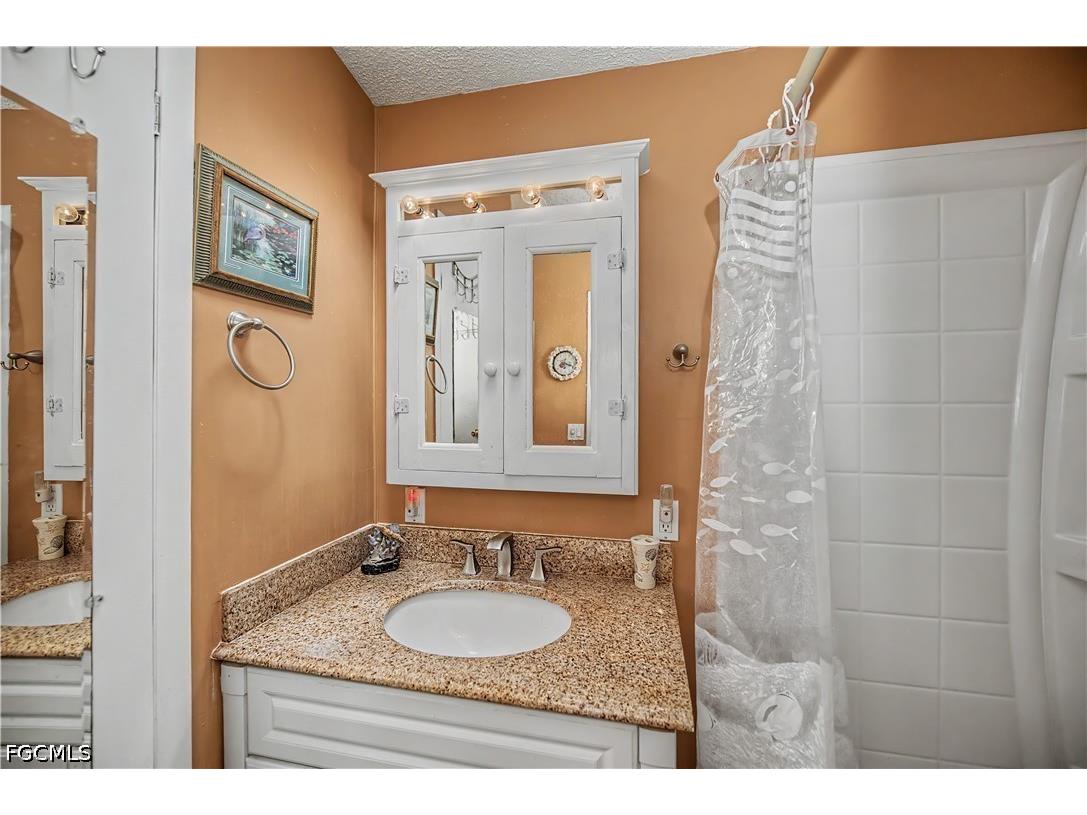 195 Ramble Drive North Fort Myers FL 33903 2026020941 image18