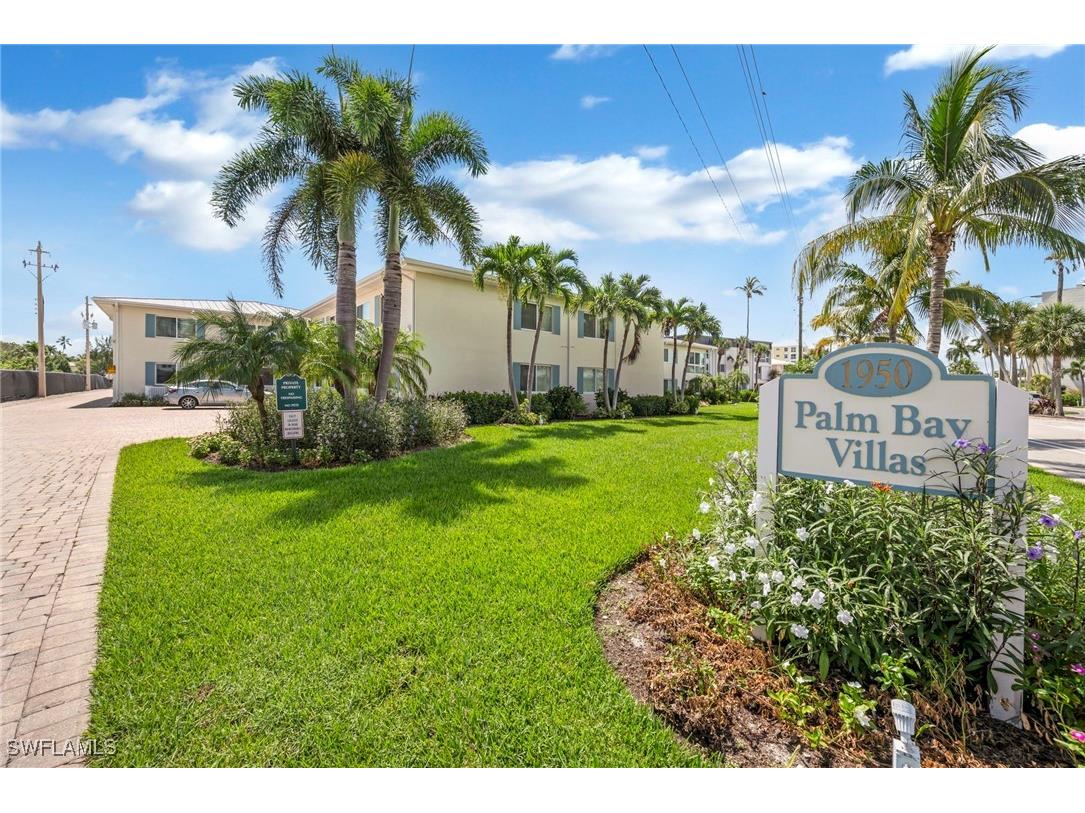 1950 Gulf Shore Boulevard N #107 Naples FL 34102 224065507 image1