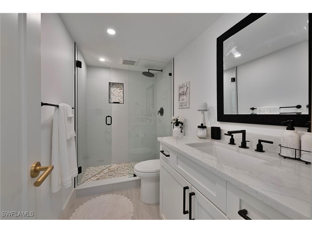 1950 Gulf Shore Boulevard N #107 Naples FL 34102 225074889 image14