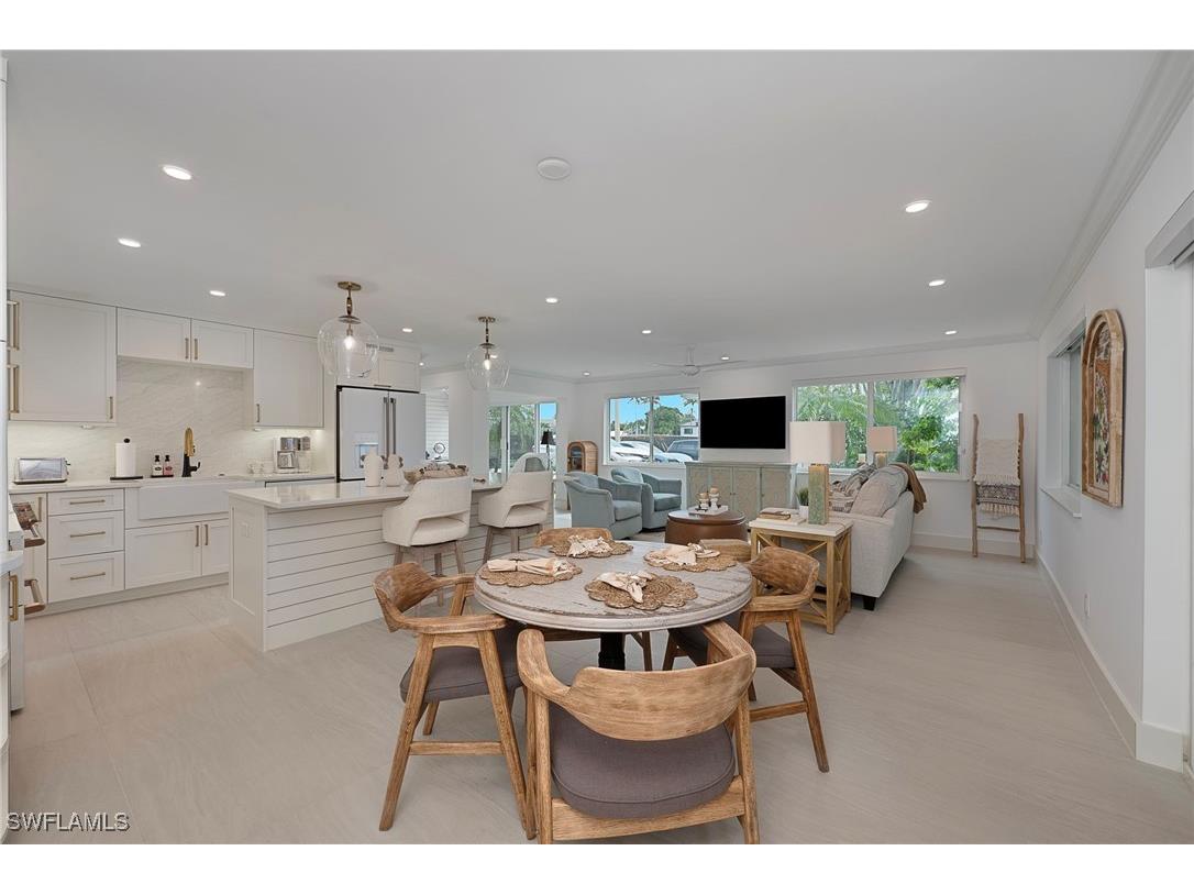 1950 Gulf Shore Boulevard N #107 Naples FL 34102 225074889 image9