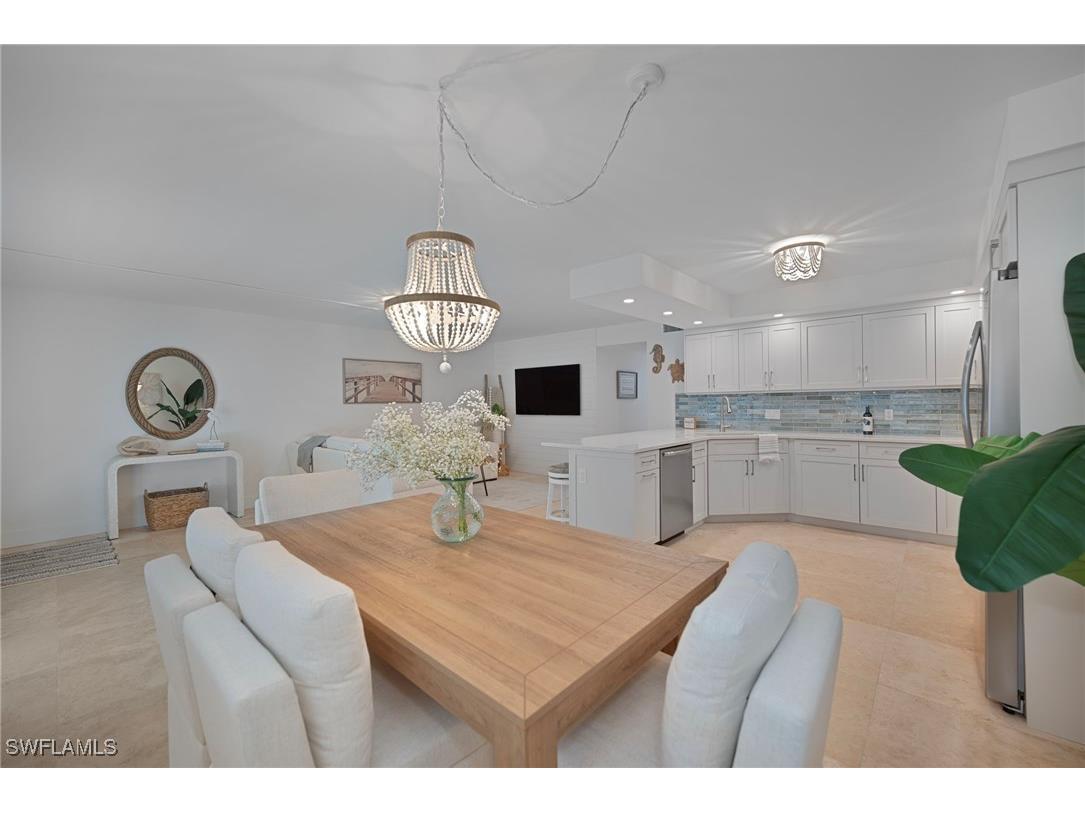 1950 Gulf Shore Boulevard N #108 Naples FL 34102 225079997 image4