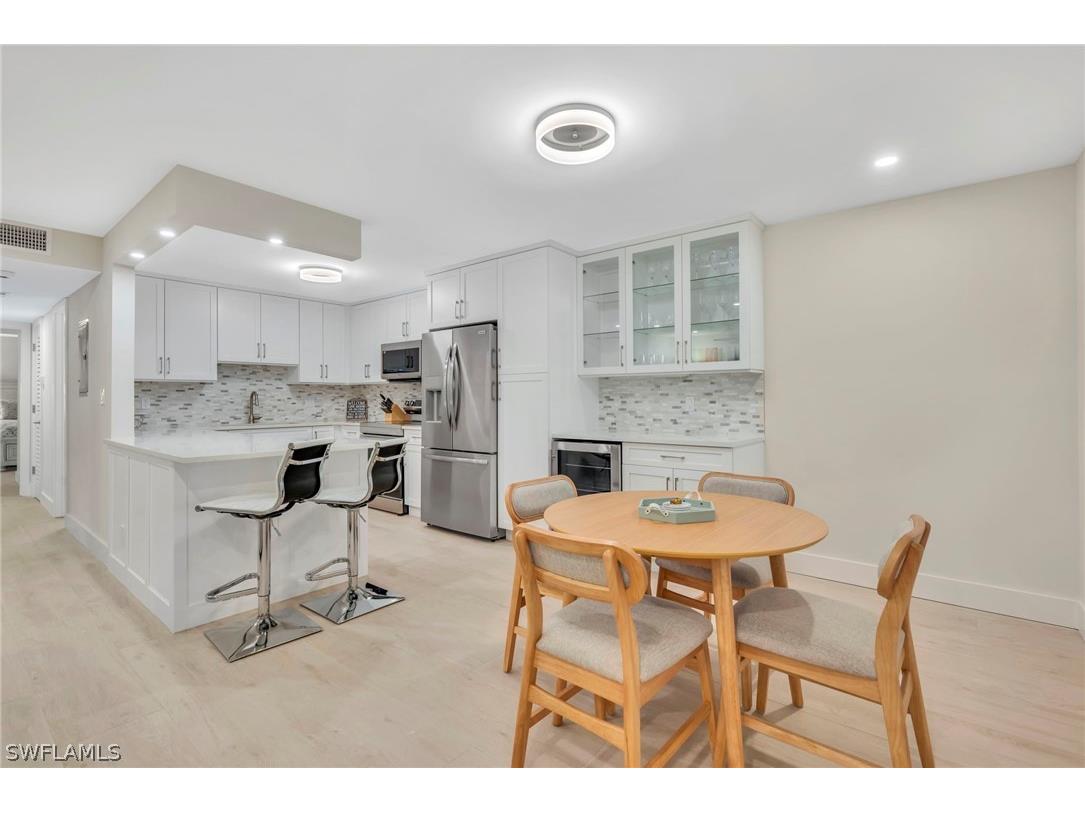 1950 Gulf Shore Boulevard N #110 Naples FL 34102 226011182 image10