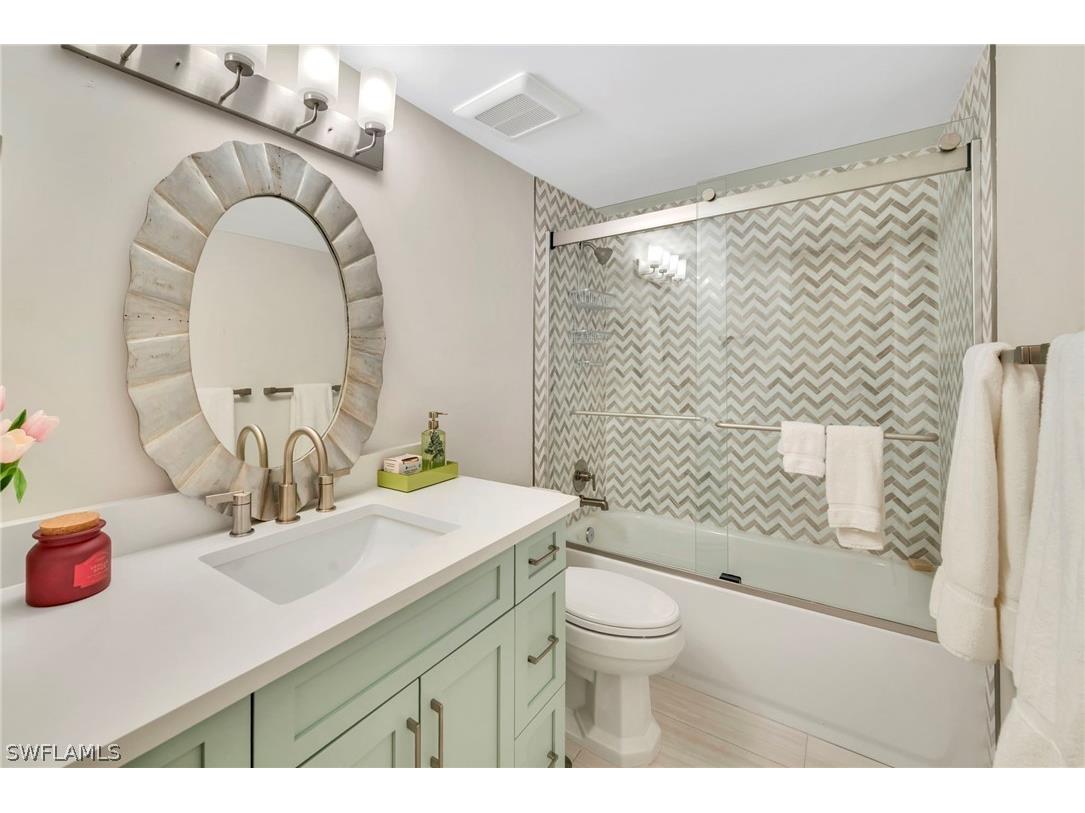 1950 Gulf Shore Boulevard N #110 Naples FL 34102 226011182 image16