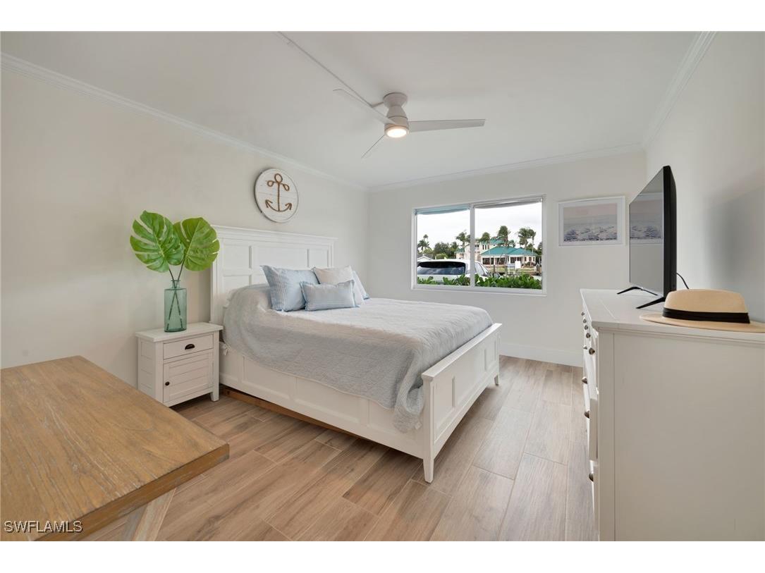 1950 Gulf Shore Boulevard N #113 Naples FL 34102 225072671 image10