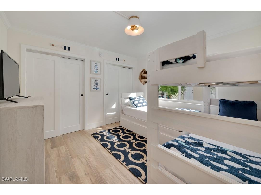 1950 Gulf Shore Boulevard N #113 Naples FL 34102 225072671 image13