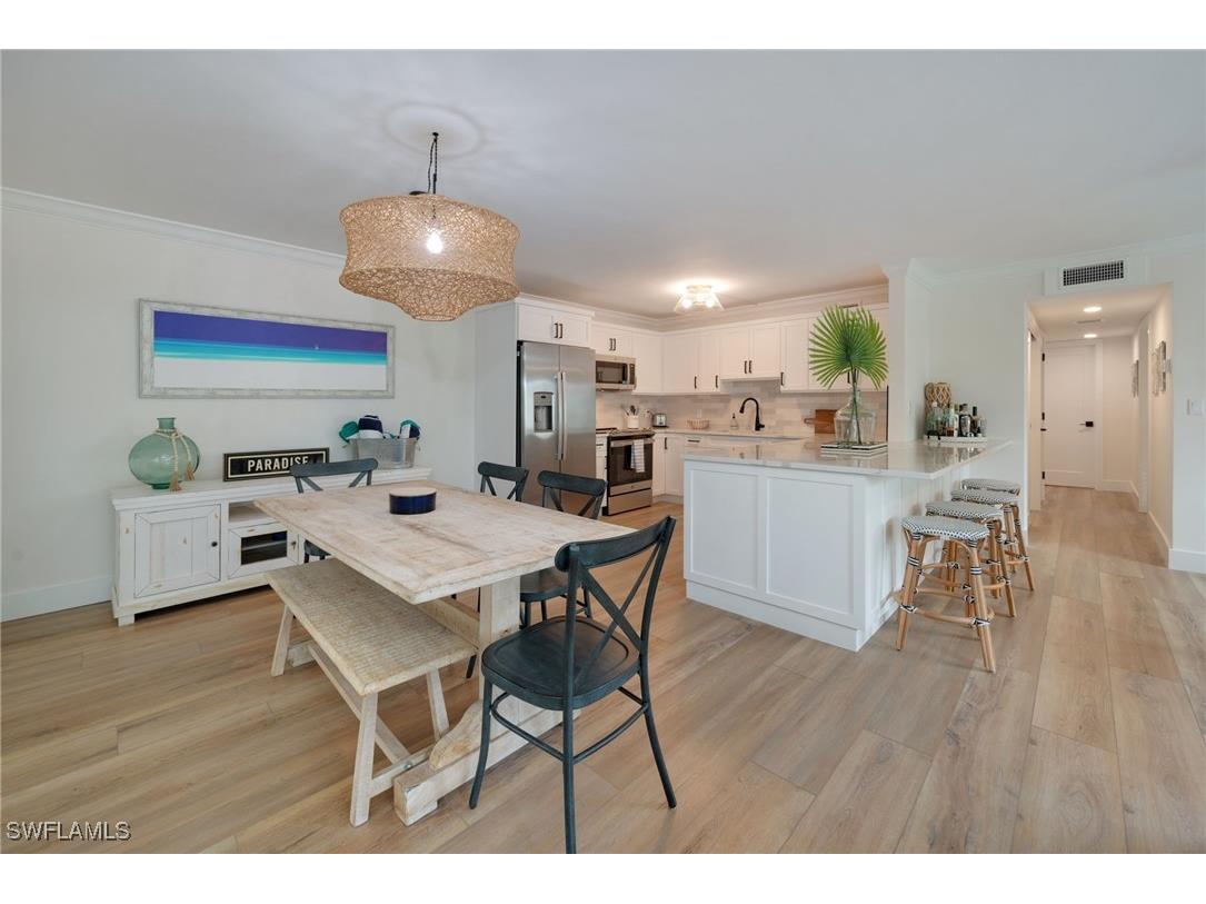 1950 Gulf Shore Boulevard N #113 Naples FL 34102 225072671 image9