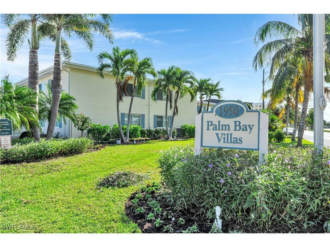 1950 Gulf Shore Boulevard N #201 Naples FL 34102 225081017 image1