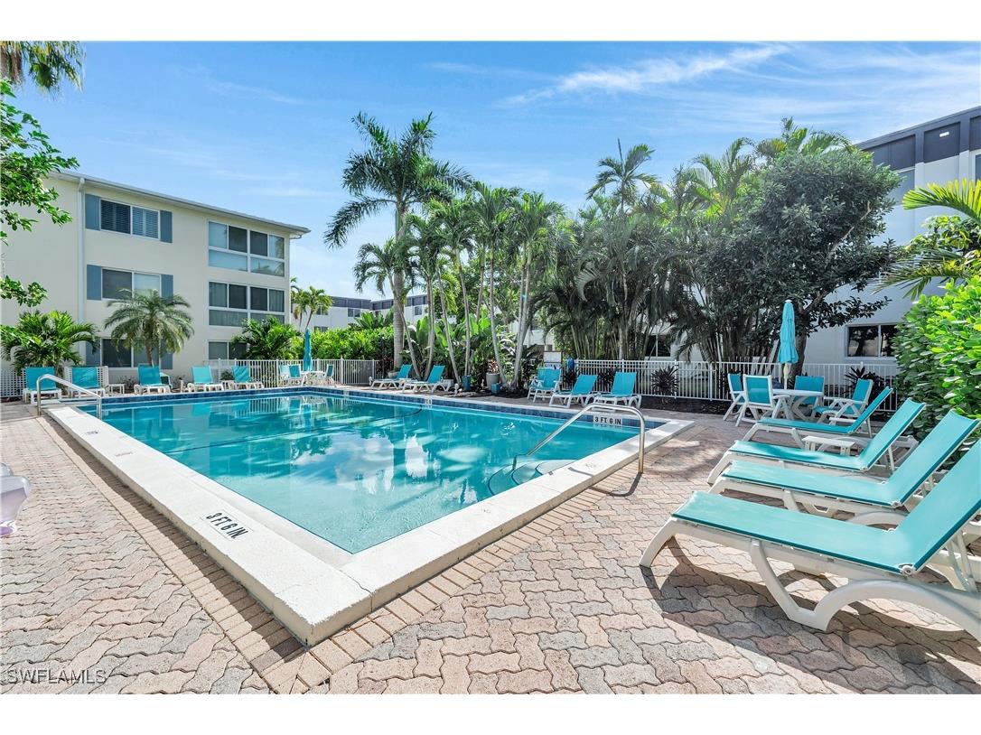 1950 Gulf Shore Boulevard N #201 Naples FL 34102 225081017 image22