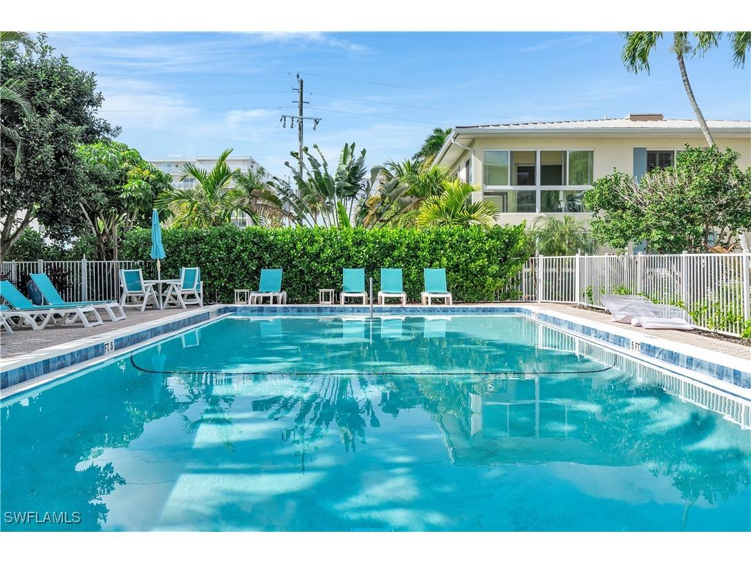 1950 Gulf Shore Boulevard N #201 Naples FL 34102 225081017 image23