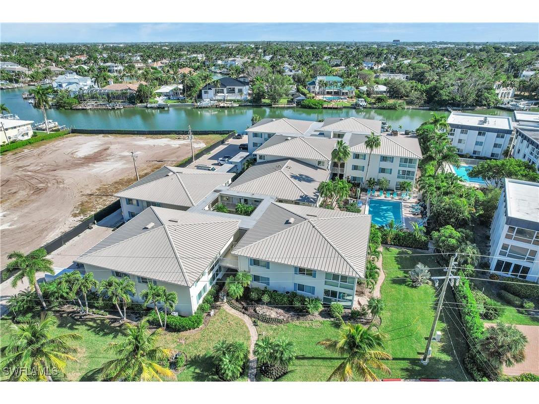 1950 Gulf Shore Boulevard N #201 Naples FL 34102 225081017 image28
