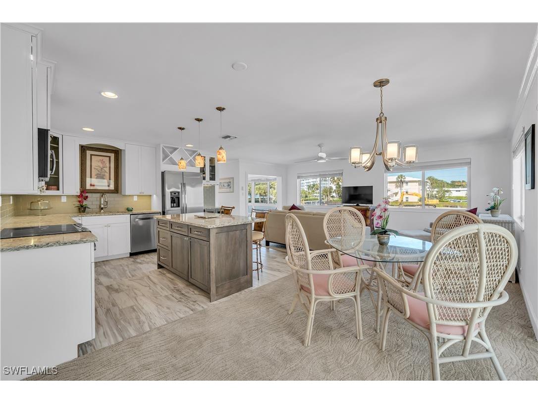 1950 Gulf Shore Boulevard N #201 Naples FL 34102 225081017 image6