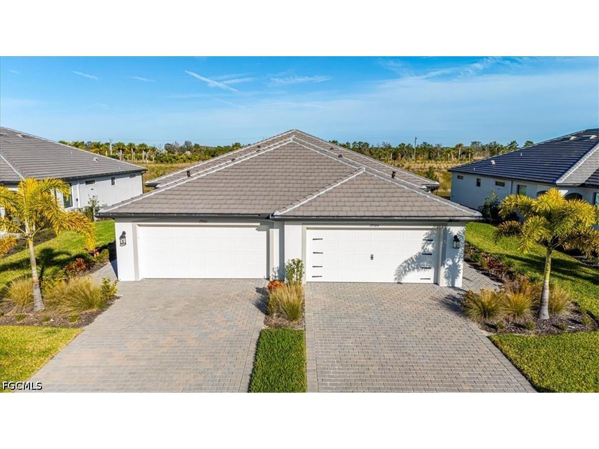 19504 Hinkley Drive Estero FL 33928 2026024050 image2