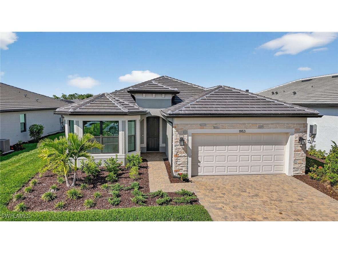 1953 Fresno Avenue Naples FL 34120 225075780 image1