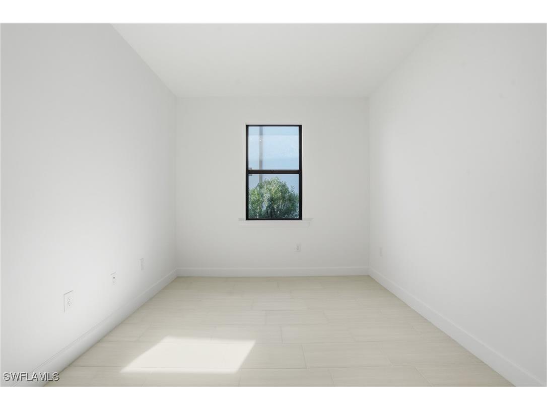 1954 Fresno Avenue Naples FL 34120 226003223 image25