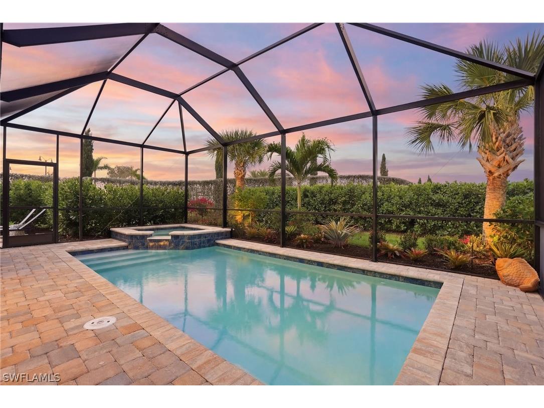 1955 Sierra Court Naples FL 34120 226010930 image1