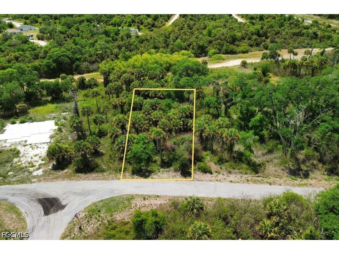 1955 Walcott Loop Lehigh Acres FL 33972 2026017922 image2