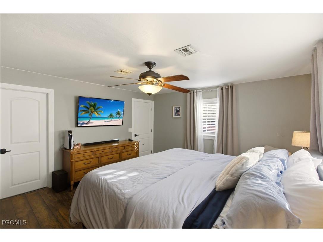 19550 Nalle Road North Fort Myers FL 33917 2025024382 image12