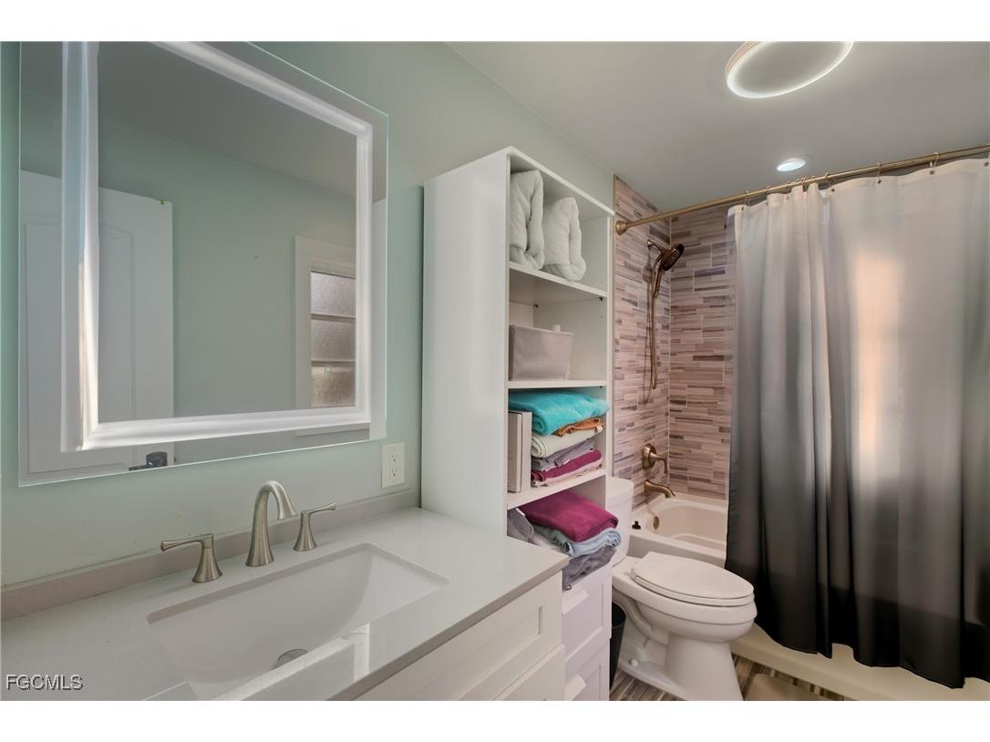 19550 Nalle Road North Fort Myers FL 33917 2025024382 image19